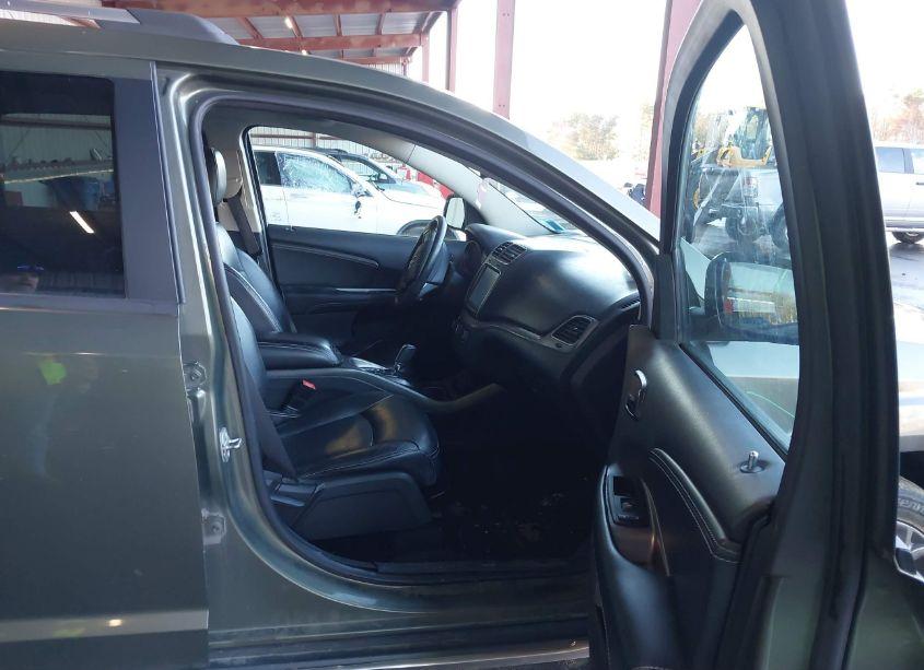 Photo 5 of 2017 Dodge Journey CROSSROAD PLUS AWD (VIN 3C4PDDGG5HT541637)