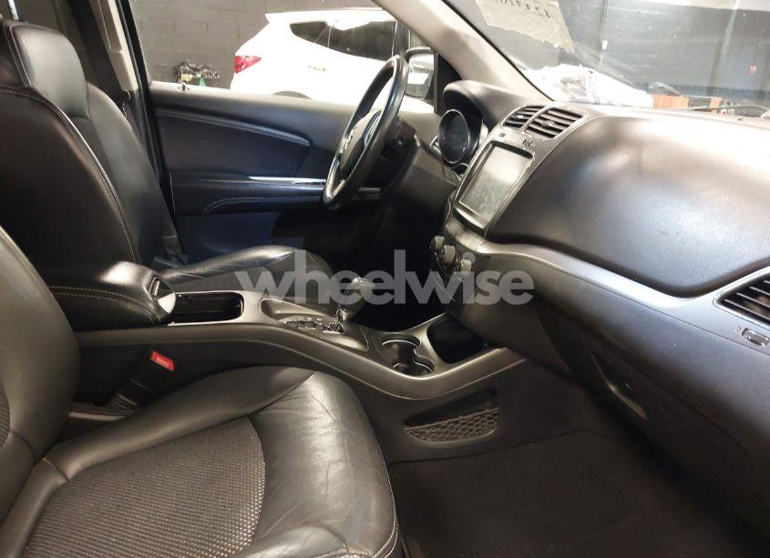 Photo 5 of 2019 Dodge Journey CROSSROAD AWD (VIN 3C4PDDGG5KT759262)