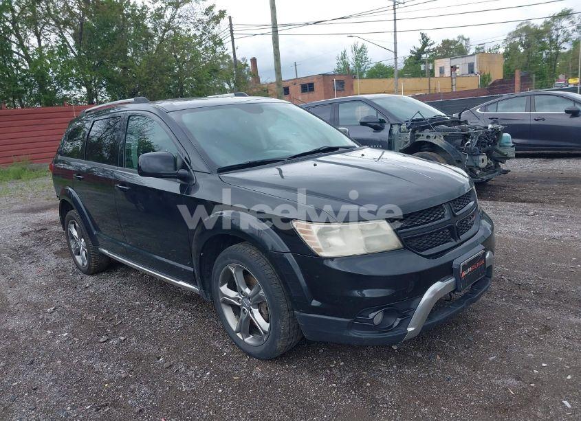 2017 Dodge Journey CROSSROAD PLUS AWD (VIN 3C4PDDGG9HT644401) main photo