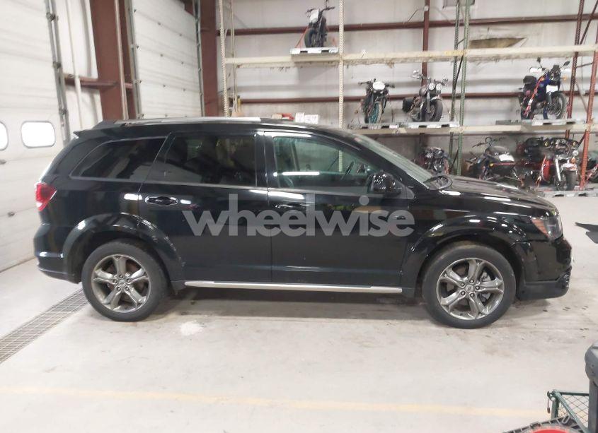 Photo 13 of 2018 Dodge Journey CROSSROAD (VIN 3C4PDDGG9JT219637)