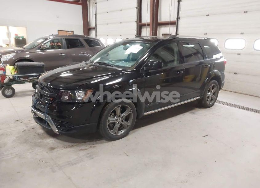 Photo 2 of 2018 Dodge Journey CROSSROAD (VIN 3C4PDDGG9JT219637)
