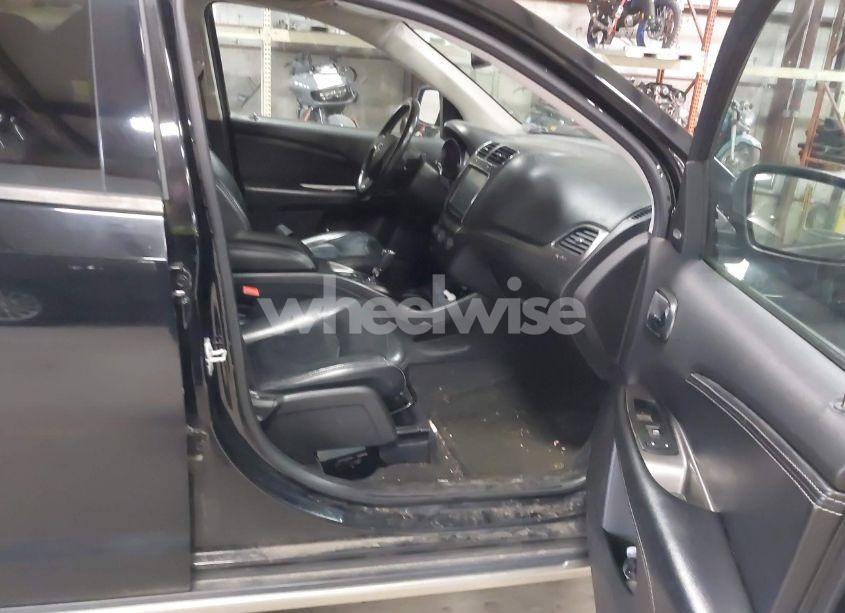 Photo 5 of 2018 Dodge Journey CROSSROAD (VIN 3C4PDDGG9JT219637)