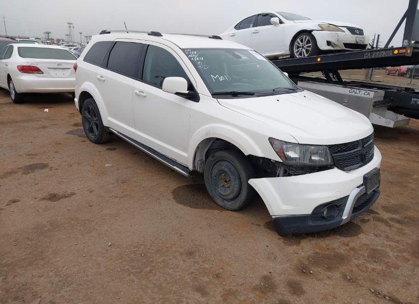 2018 Dodge Journey CROSSROAD AWD (VIN 3C4PDDGG9JT371160) main photo