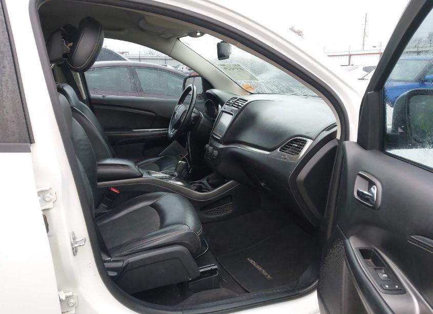 Photo 5 of 2016 Dodge Journey CROSSROAD PLUS (VIN 3C4PDDGGXGT226928)