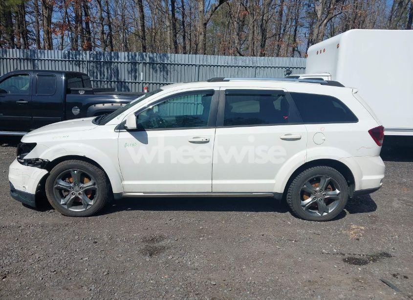 Photo 14 of 2016 Dodge Journey CROSSROAD PLUS (VIN 3C4PDDGGXGT242191)