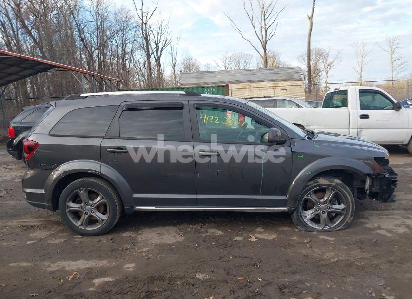 Photo 14 of 2017 Dodge Journey CROSSROAD PLUS AWD (VIN 3C4PDDGGXHT556067)