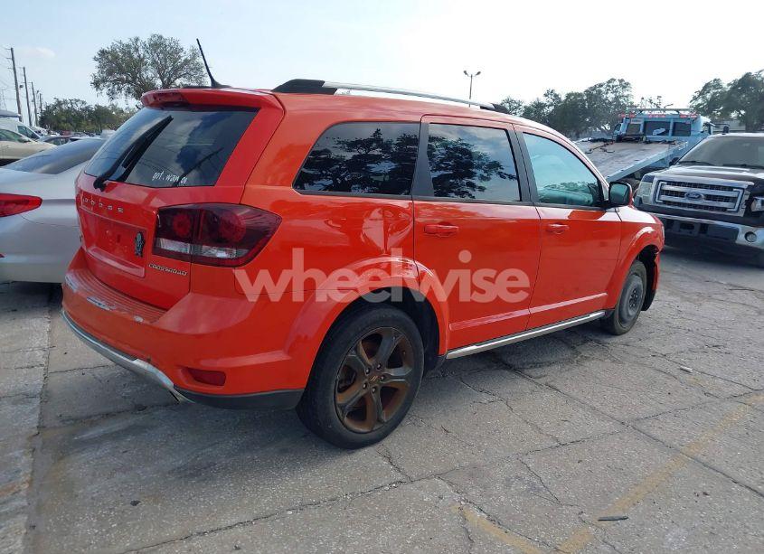 Photo 4 of 2018 Dodge Journey CROSSROAD AWD (VIN 3C4PDDGGXJT371054)