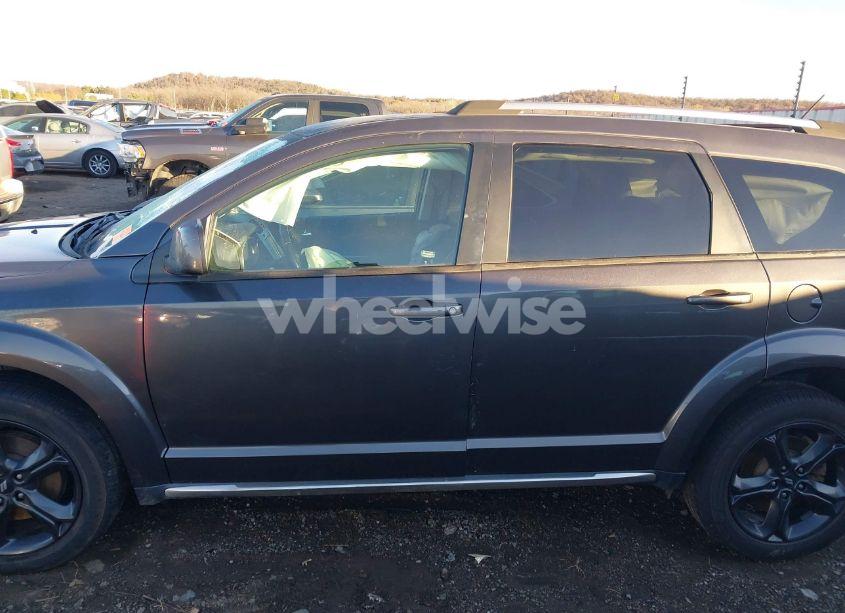 Photo 14 of 2018 Dodge Journey CROSSROAD AWD (VIN 3C4PDDGGXJT386542)