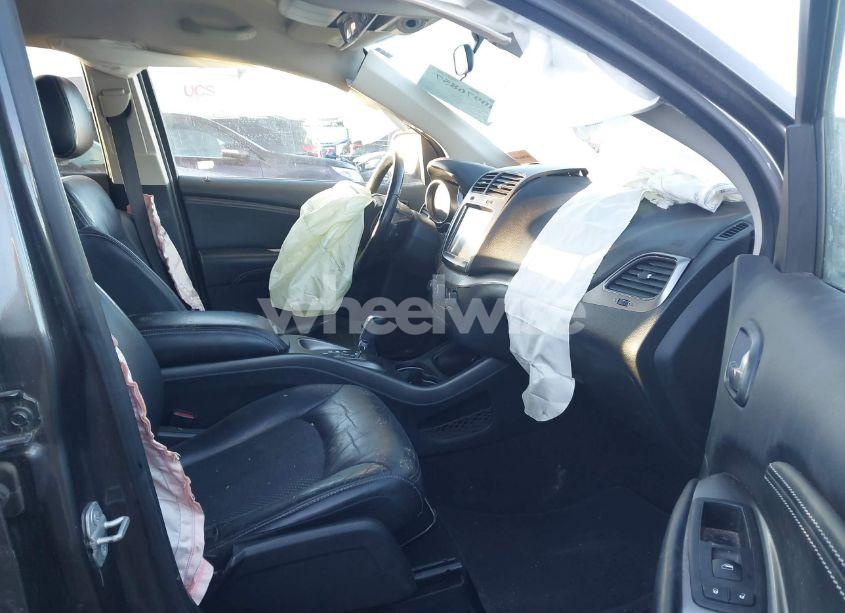 Photo 5 of 2018 Dodge Journey CROSSROAD AWD (VIN 3C4PDDGGXJT386542)