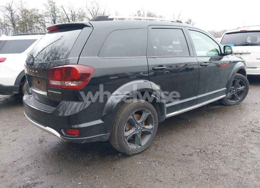 Photo 4 of 2019 Dodge Journey CROSSROAD AWD (VIN 3C4PDDGGXKT779829)