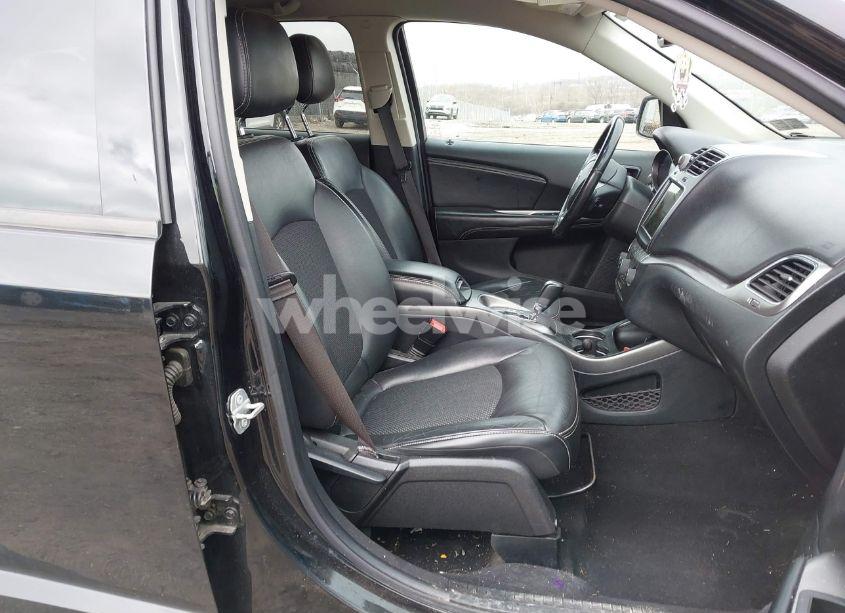 Photo 5 of 2019 Dodge Journey CROSSROAD AWD (VIN 3C4PDDGGXKT816412)