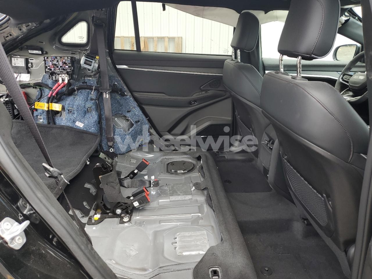 Photo 11 of 2025 JEEP WAGONEER S LIMITED (VIN 3C4RJNCKXST582449)