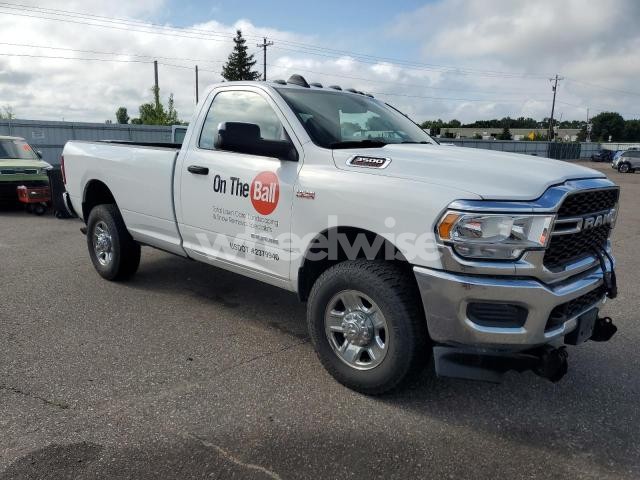 Photo 12 of 2019 RAM 3500 TRADESMAN N/A (VIN 3C63R3AJ3KG603266)
