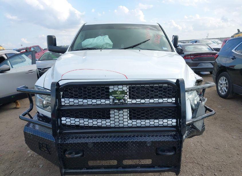 Photo 12 of 2016 Ram 3500 TRADESMAN (VIN 3C63R3AL9GG221087)