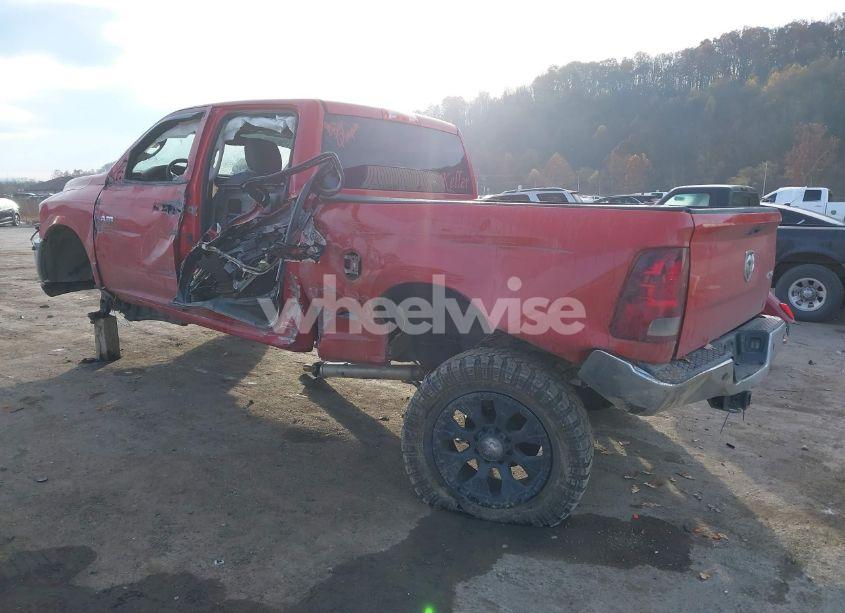 Photo 3 of 2016 Ram 3500 ST (VIN 3C63R3CL0GG282924)