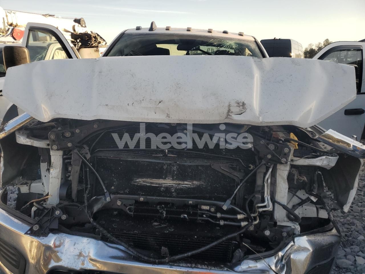 Photo 12 of 2019 RAM 3500 TRADESMAN (VIN 3C63R3CL3KG534013)