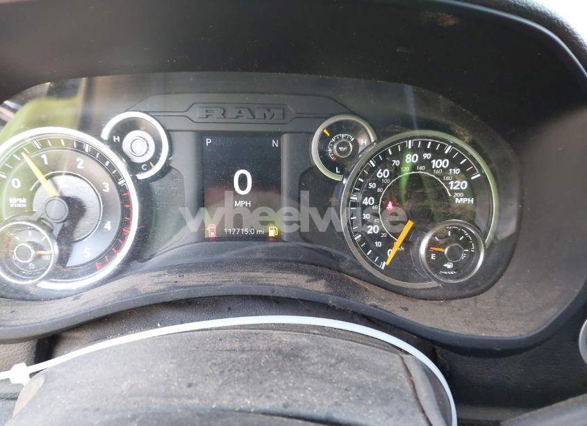 Photo 5 of 2019 Ram 3500 TRADESMAN 4X4 6'4 BOX (VIN 3C63R3CL3KG543102)