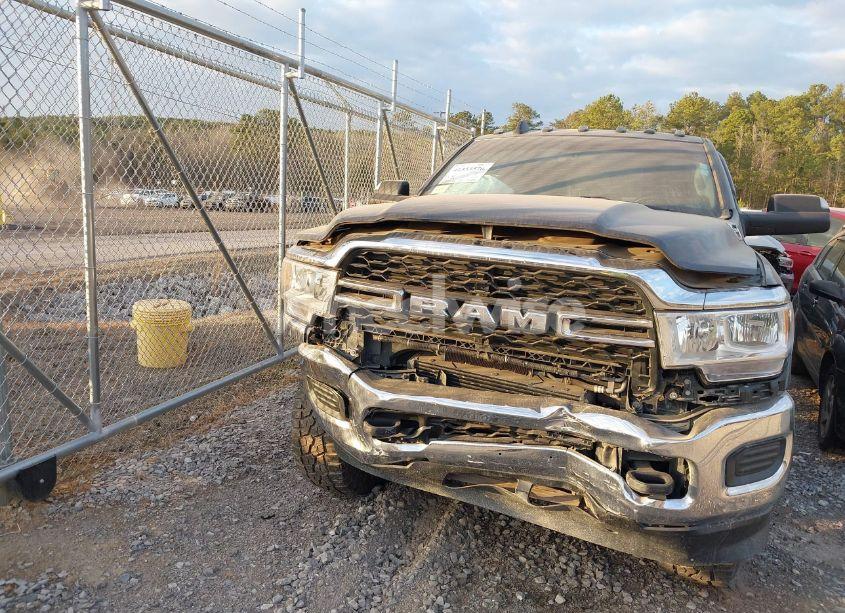 Photo 12 of 2020 Ram 3500 TRADESMAN 4X4 6'4 BOX (VIN 3C63R3CL7LG102784)