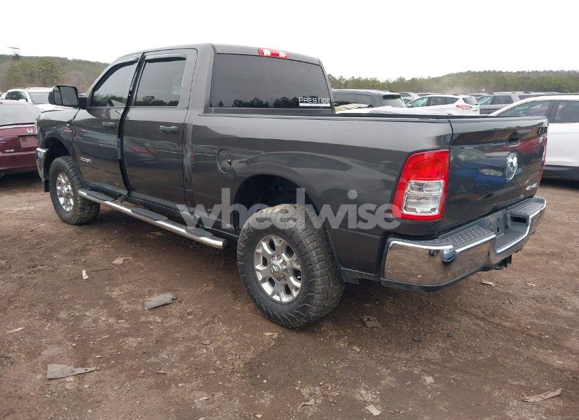Photo 3 of 2020 Ram 3500 TRADESMAN 4X4 6'4 BOX (VIN 3C63R3CL7LG102784)