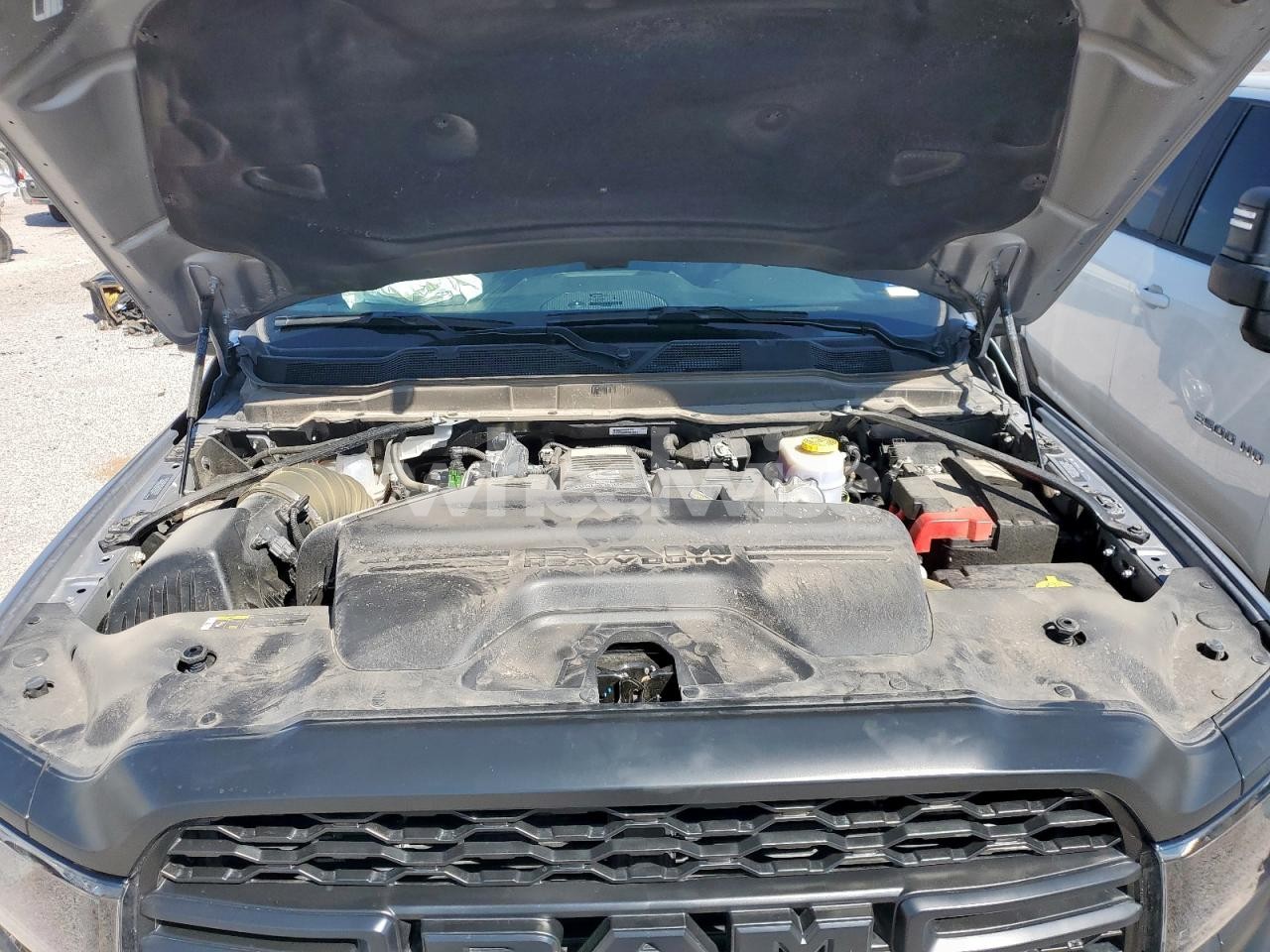 Photo 11 of 2024 RAM 3500 TRADESMAN (VIN 3C63R3CL8RG404934)