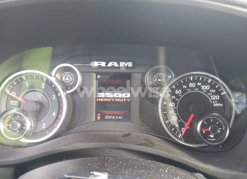Photo 5 of 2024 Ram 3500 TRADESMAN 4X4 6'4 BOX (VIN 3C63R3CLXRG206324)