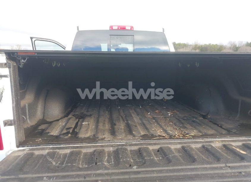 Photo 6 of 2024 Ram 3500 TRADESMAN 4X4 6'4 BOX (VIN 3C63R3CLXRG206324)