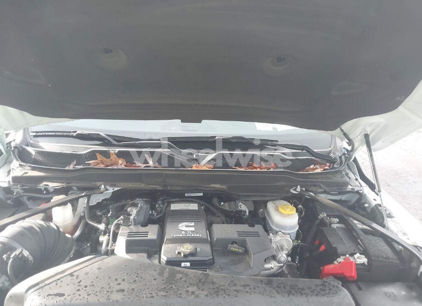 Photo 9 of 2024 Ram 3500 TRADESMAN 4X4 6'4 BOX (VIN 3C63R3CLXRG206324)