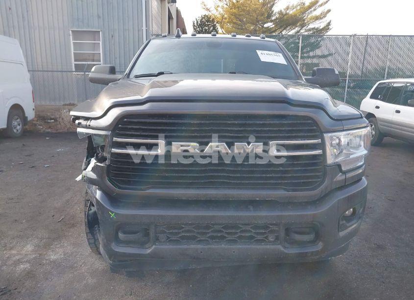 Photo 12 of 2019 Ram 3500 BIG HORN 4X4 6'4 BOX (VIN 3C63R3DJ4KG613414)