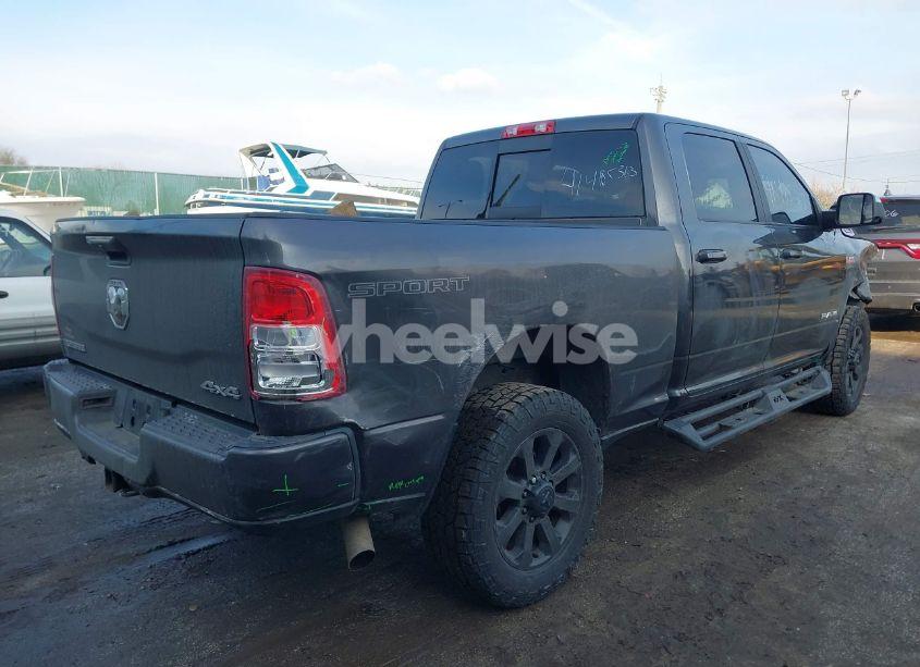 Photo 4 of 2019 Ram 3500 BIG HORN 4X4 6'4 BOX (VIN 3C63R3DJ4KG613414)