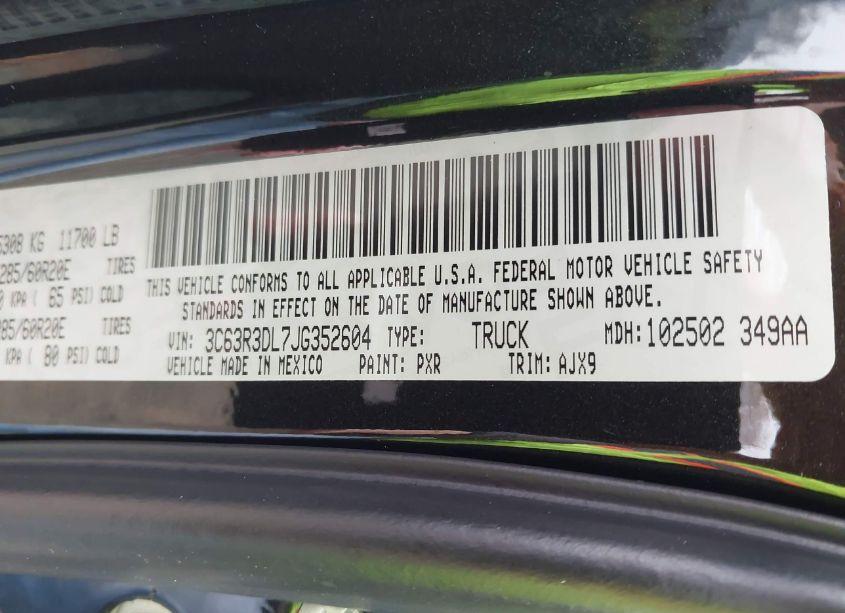 Photo 8 of 2018 Ram 3500 BIG HORN 4X4 6'4 BOX (VIN 3C63R3DL7JG352604)