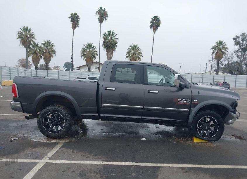 Photo 14 of 2016 Ram 3500 LARAMIE (VIN 3C63R3EL1GG170498)