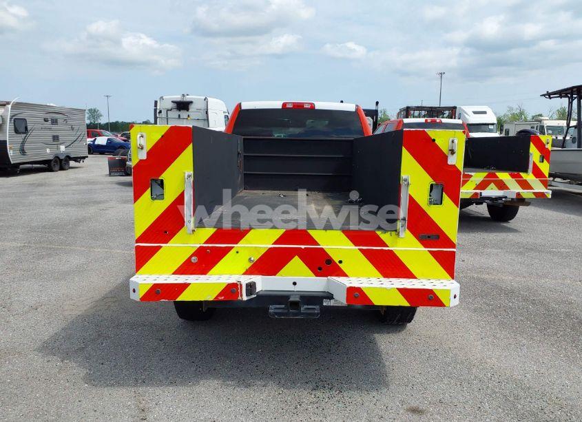 Photo 15 of 2018 Ram 3500 TRADESMAN (VIN 3C63R3GJ2JG408006)