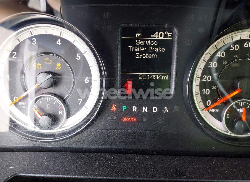 Photo 5 of 2018 Ram 3500 TRADESMAN (VIN 3C63R3GJ2JG408006)