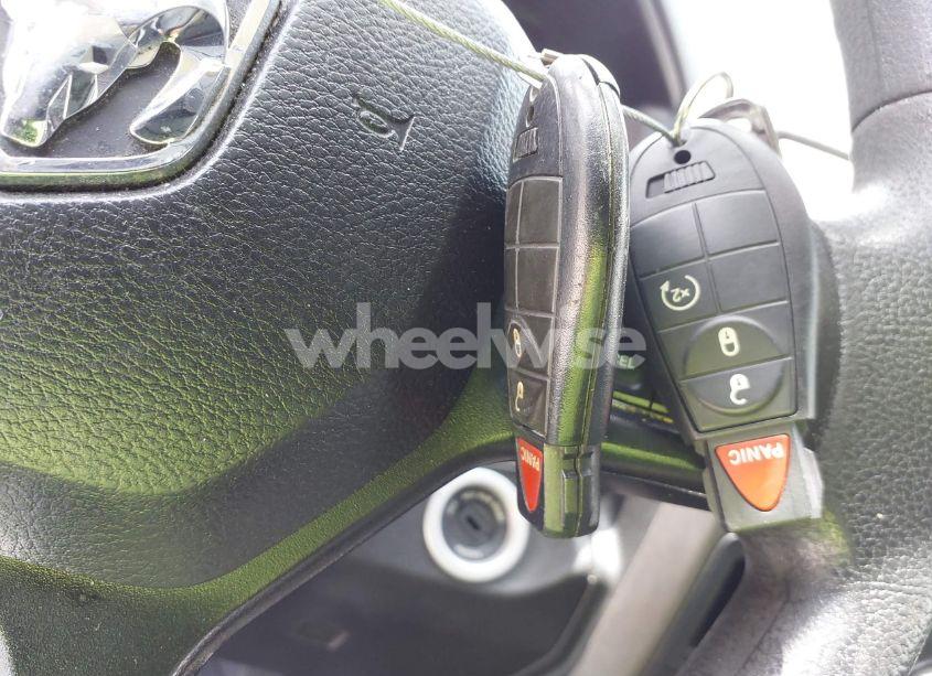 Photo 10 of 2018 Ram 3500 TRADESMAN (VIN 3C63R3GJ6JG407988)