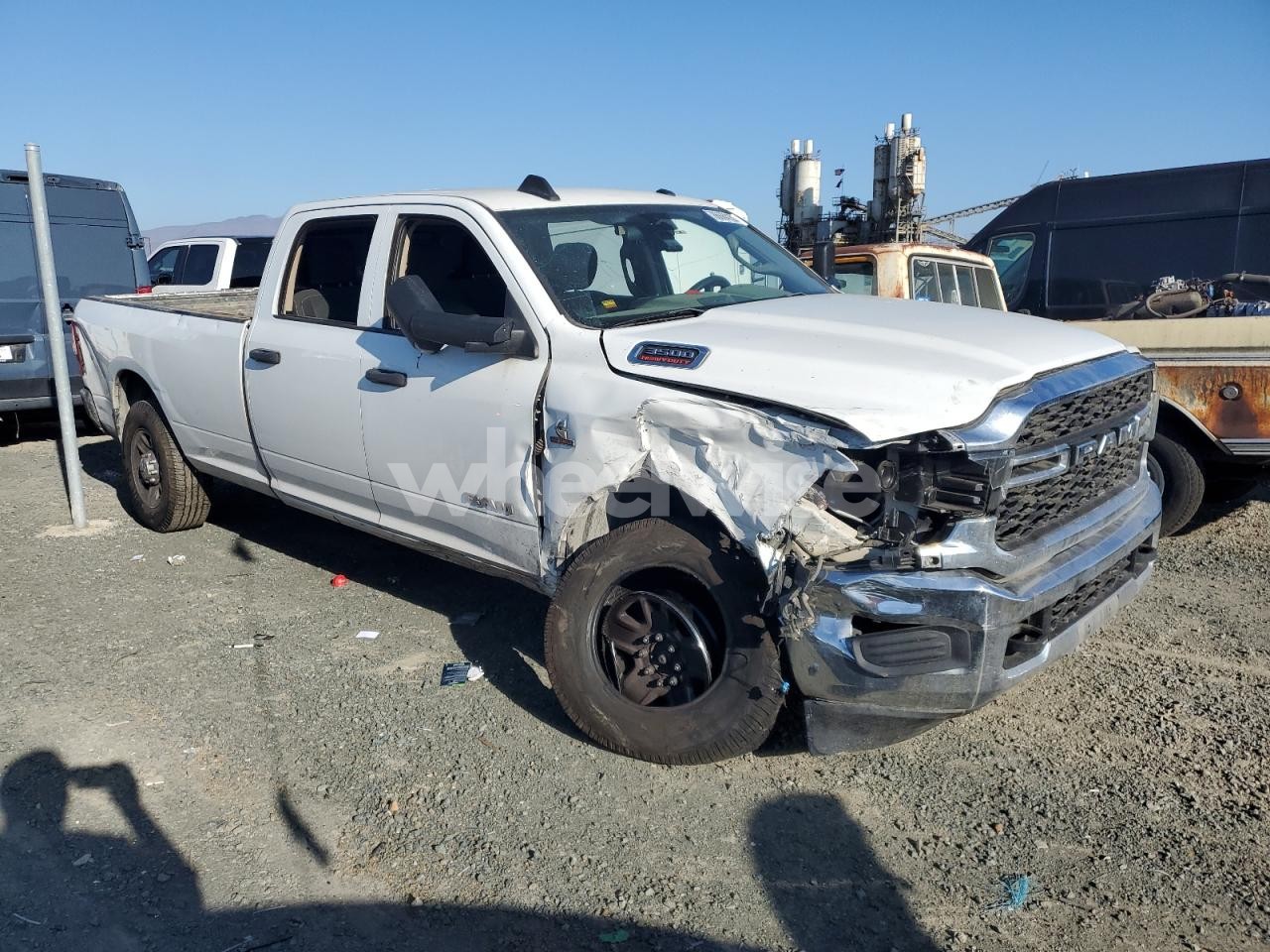 Photo 4 of 2019 RAM 3500 TRADESMAN (VIN 3C63R3GL1KG618373)