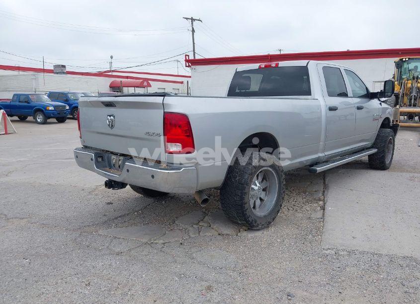 Photo 4 of 2016 Ram 3500 TRADESMAN (VIN 3C63R3GL5GG263912)