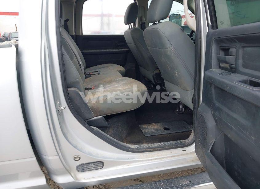 Photo 8 of 2016 Ram 3500 TRADESMAN (VIN 3C63R3GL5GG263912)