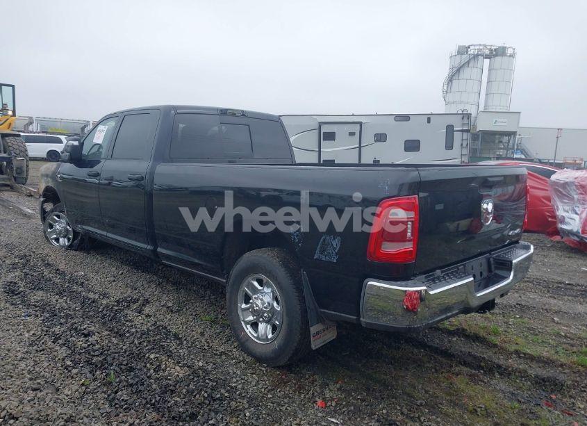 Photo 3 of 2024 Ram 3500 TRADESMAN 4X4 8' BOX (VIN 3C63R3GL6RG257619)