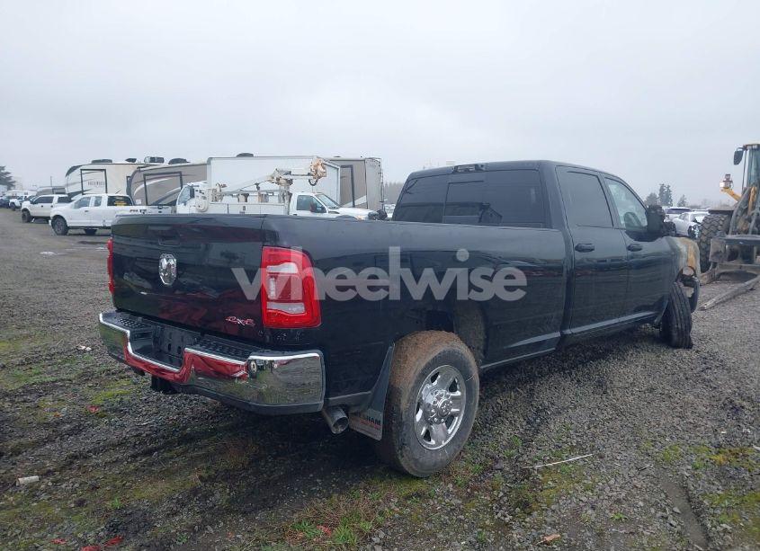 Photo 4 of 2024 Ram 3500 TRADESMAN 4X4 8' BOX (VIN 3C63R3GL6RG257619)