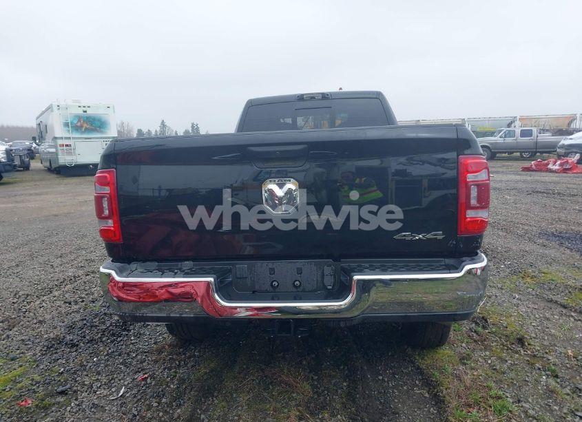 Photo 8 of 2024 Ram 3500 TRADESMAN 4X4 8' BOX (VIN 3C63R3GL6RG257619)