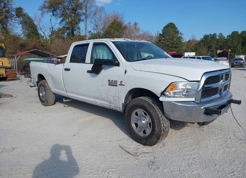 2018 Ram 3500 TRADESMAN 4X4 8' BOX (VIN 3C63R3GL7JG372931) main photo
