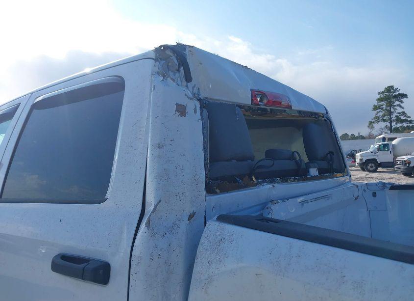 Photo 13 of 2018 Ram 3500 TRADESMAN 4X4 8' BOX (VIN 3C63R3GL7JG372931)