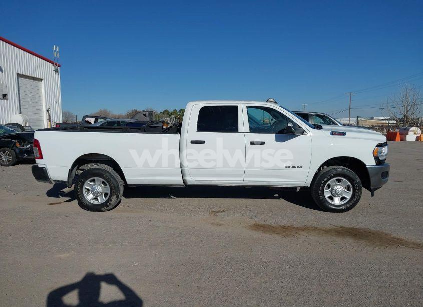Photo 13 of 2022 Ram 3500 TRADESMAN 4X4 8' BOX (VIN 3C63R3GLXNG163592)