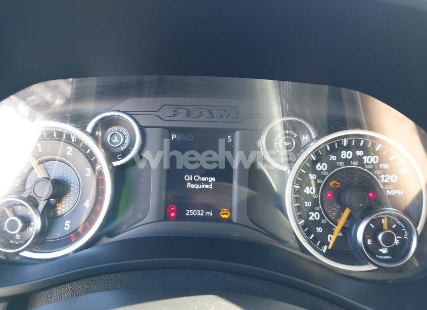 Photo 5 of 2022 Ram 3500 TRADESMAN 4X4 8' BOX (VIN 3C63R3GLXNG163592)