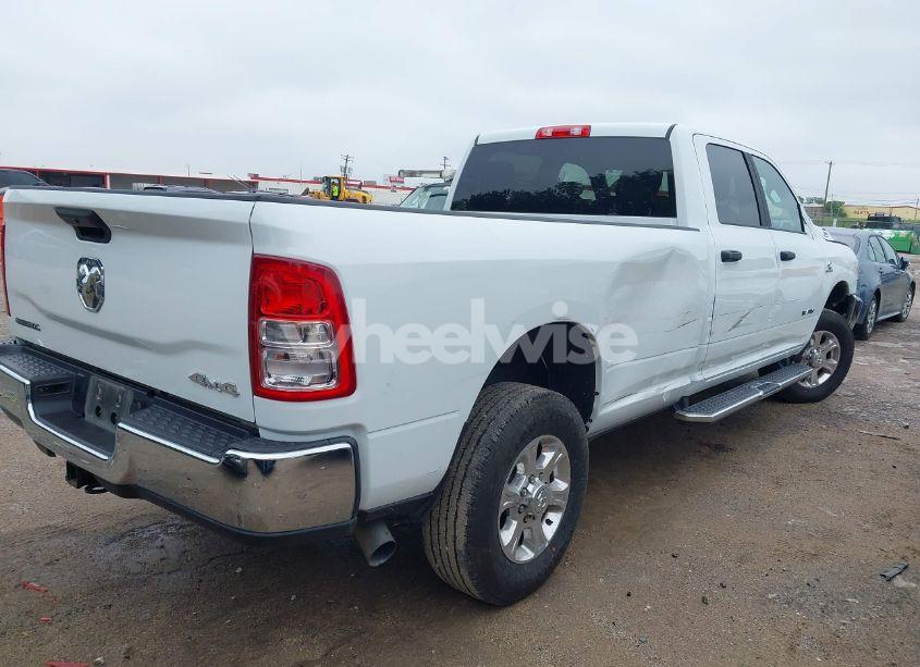 Photo 4 of 2024 Ram 3500 BIG HORN 4X4 8' BOX (VIN 3C63R3HL0RG339151)