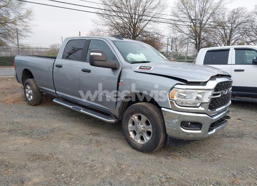 2024 Ram 3500 BIG HORN 4X4 8' BOX (VIN 3C63R3HL1RG338915) main photo
