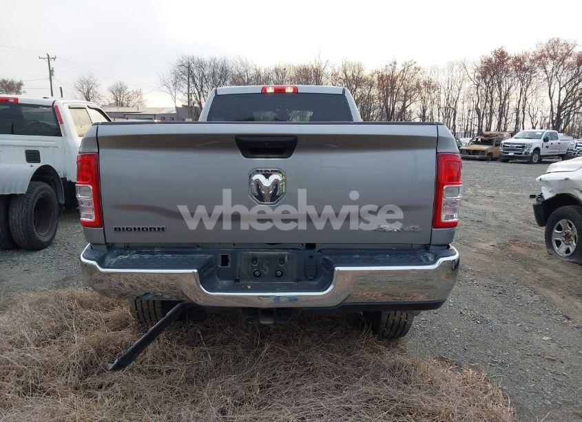Photo 17 of 2024 Ram 3500 BIG HORN 4X4 8' BOX (VIN 3C63R3HL1RG338915)