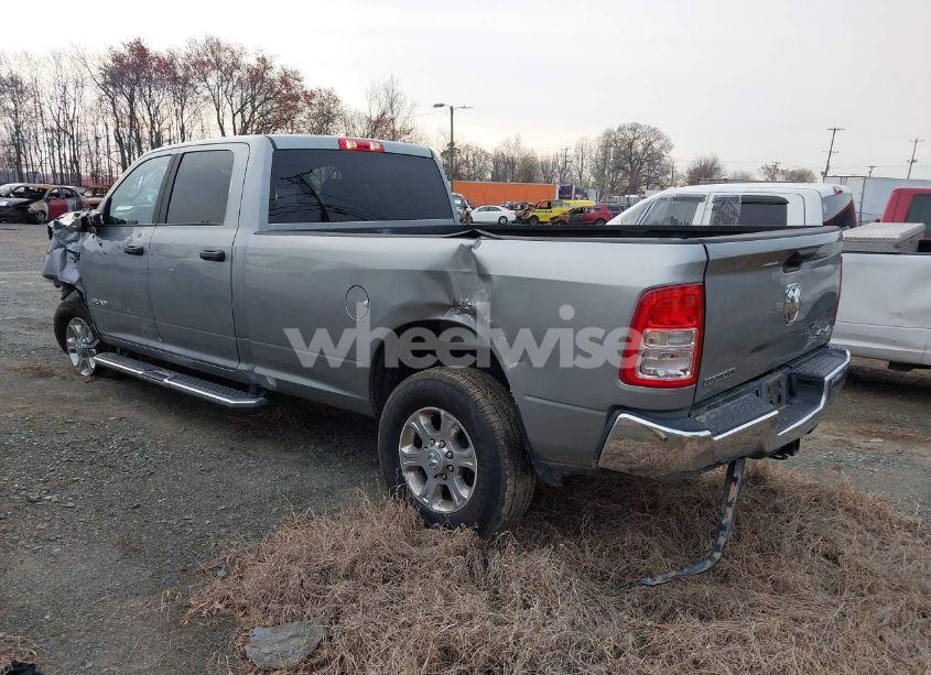 Photo 3 of 2024 Ram 3500 BIG HORN 4X4 8' BOX (VIN 3C63R3HL1RG338915)