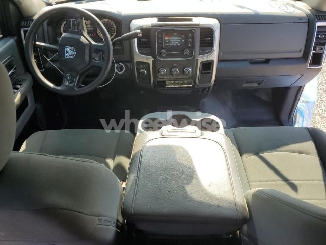 Photo 2 of 2018 RAM 3500 SLT N/A (VIN 3C63R3HL5JG236344)