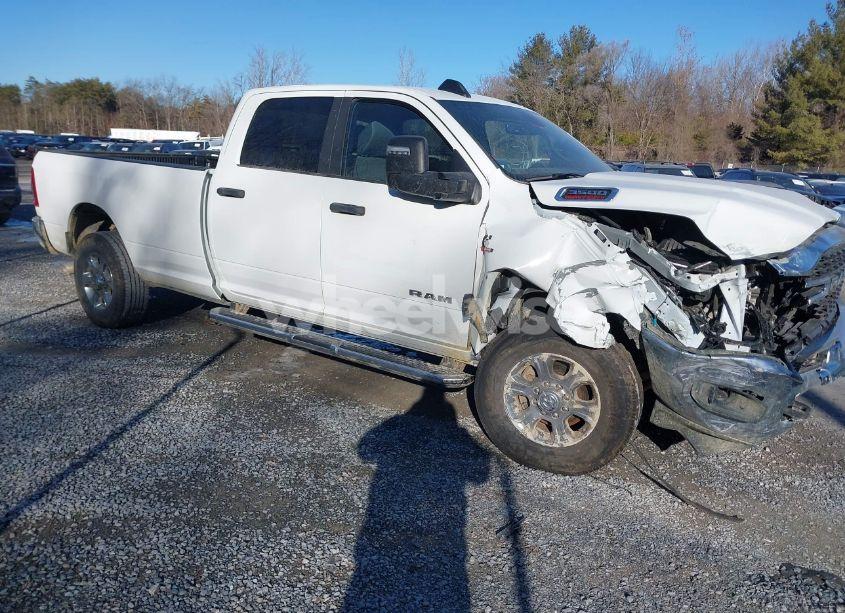 2024 Ram 3500 BIG HORN 4X4 8' BOX (VIN 3C63R3HL6RG339087) main photo